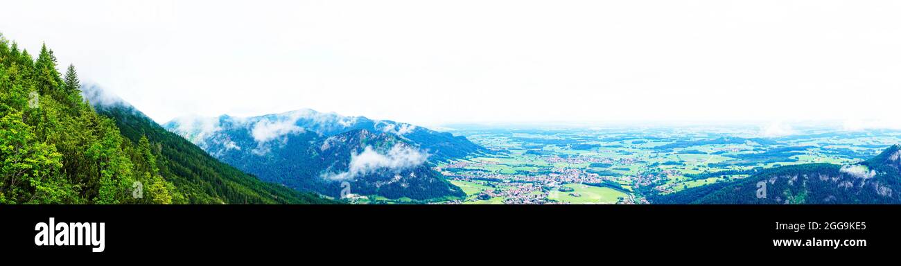 Vista panoramica dal Breitenberg vicino Pfronten. Natura in Allgäu, Baviera. Foto Stock