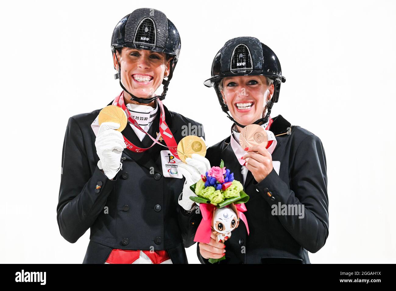 Il jockey belga Michele George e il jockey belga Manon Claeys