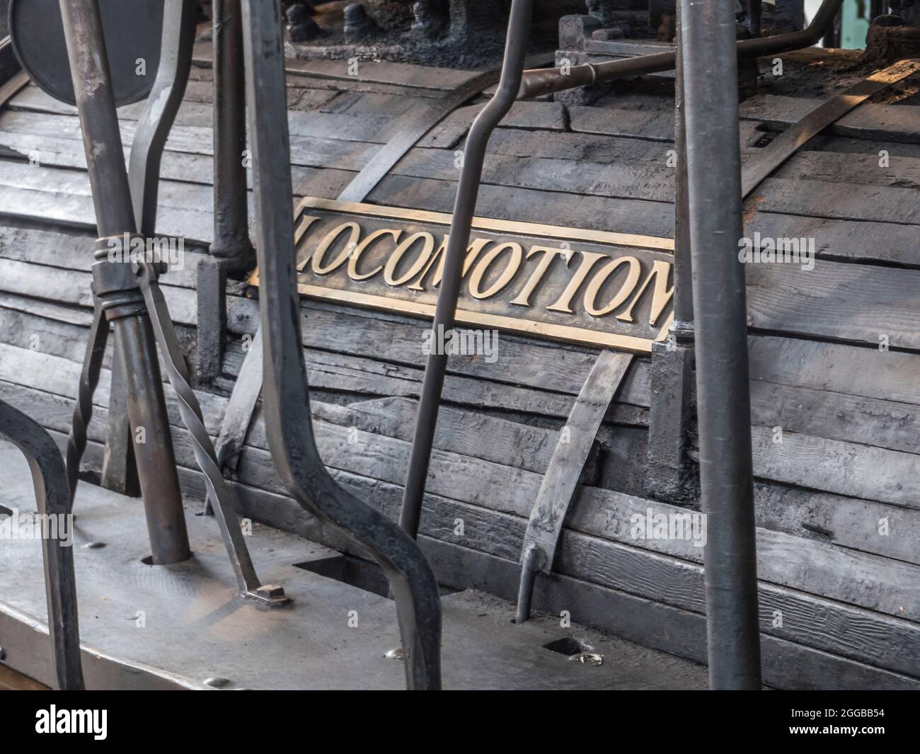 Questo è del treno a vapore locomotion No1 costruito da George Stephenson 1825 al Darlington Head of Steam Museum . Foto Stock