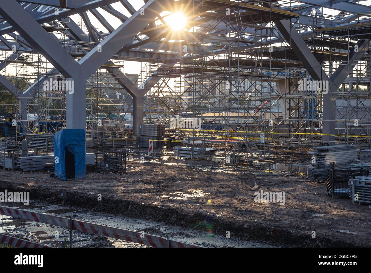 Lavori di modernizzazione sulle piattaforme della stazione di Warszawa Zachodnia a Varsavia, in Polonia Foto Stock