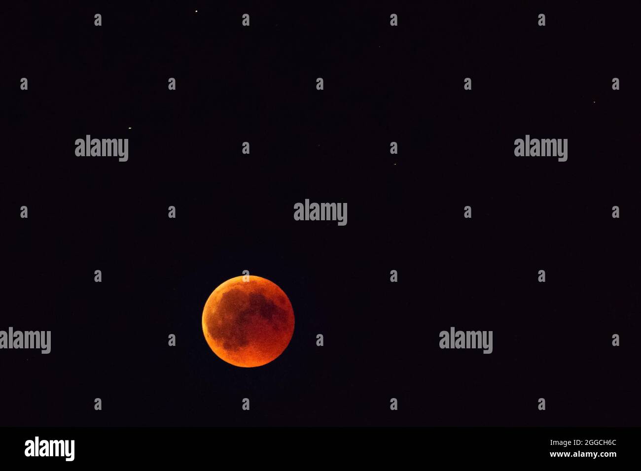 luna rossa dell'eclissi lunare totale 2018 Foto Stock