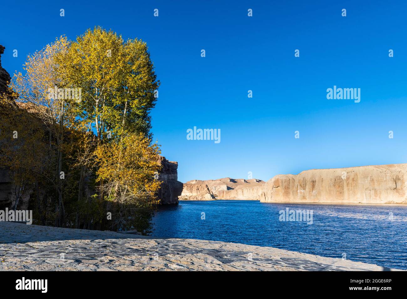 Acque blu profonde nei laghi del Parco Nazionale Unesco, Parco Nazionale Band-e-Amir, Afghanistan Foto Stock