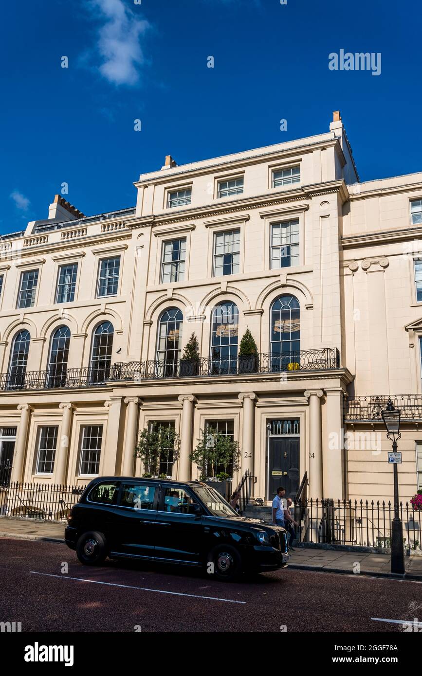 Dioram, Park Square East case a schiera con stucchi disegnate dall'architetto John Nash, City of Westminster, Londra, Inghilterra, Regno Unito Foto Stock