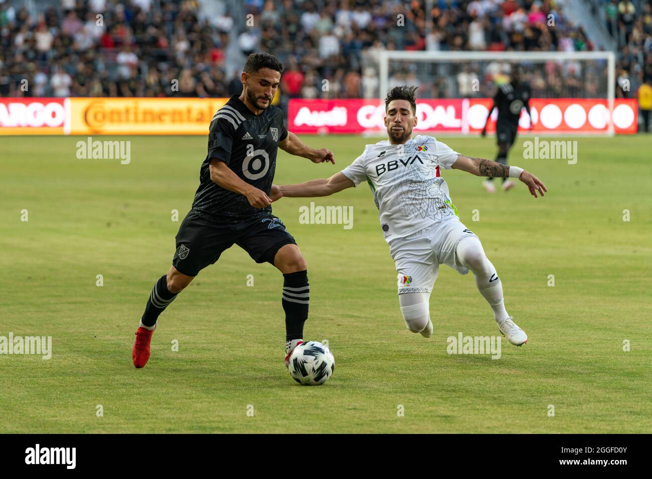Cristian Roldan di Seattle Sounders è a pochi istanti dall'essere affrontato al 2021 MLS All Star Game Foto Stock