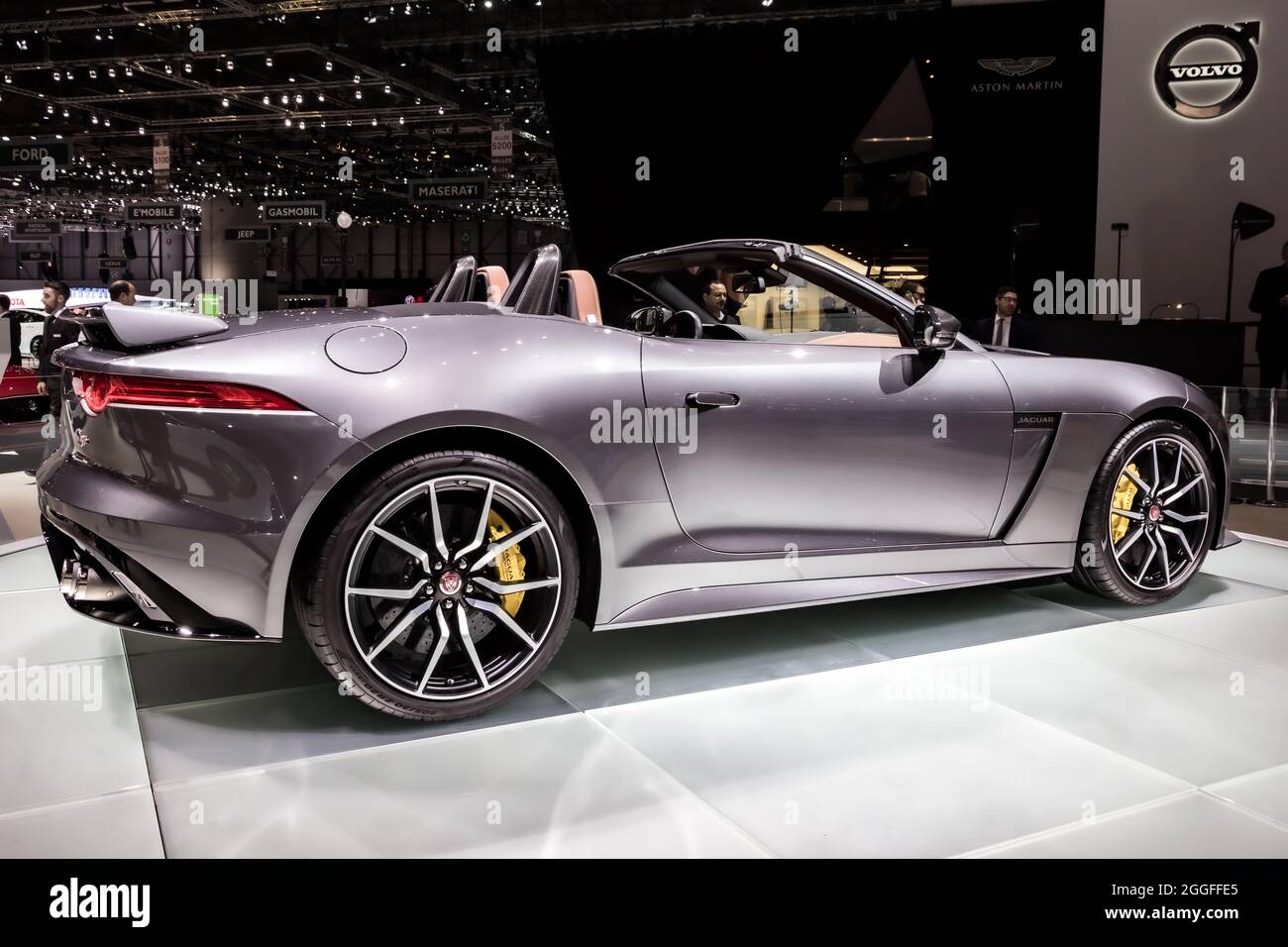 Jaguar F-Type SVR vettura sportiva convertibile presentata al Salone internazionale del motore di Ginevra. Svizzera - 1 marzo 2016. Foto Stock