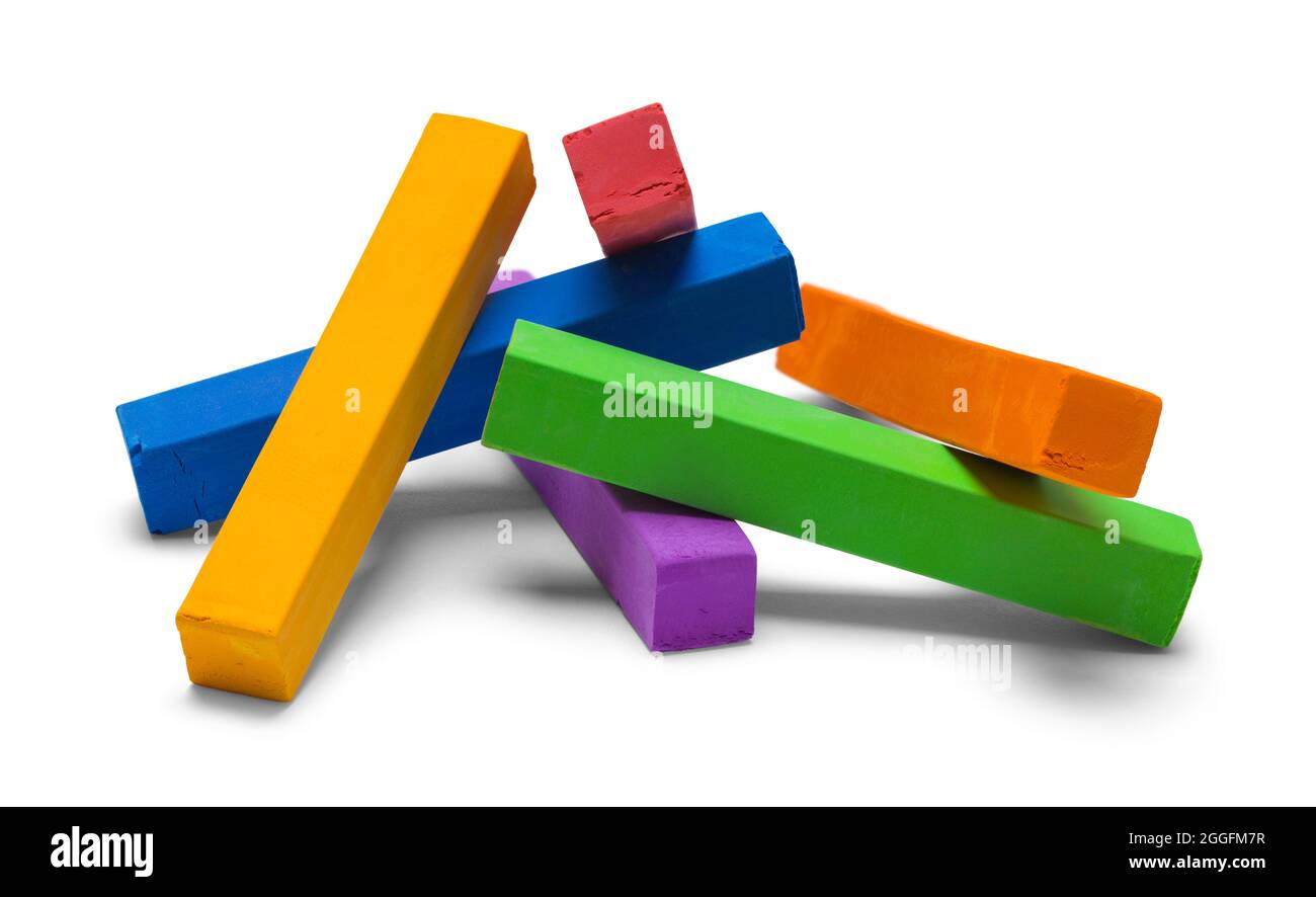 Pila di pastelli colorati Taglia su Bianco. Foto Stock