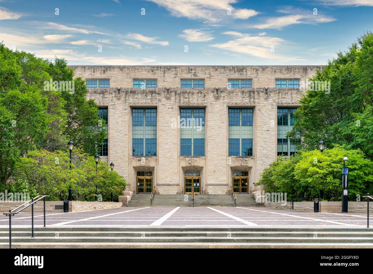EVANSTON, il, USA - 20 GIUGNO 2021 - Northwestern Technological Institute nel campus della Northwestern University. Foto Stock