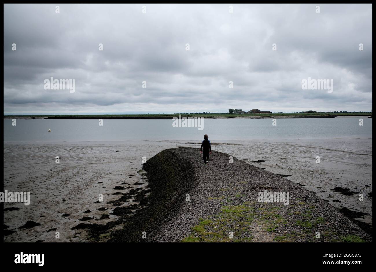 Image ©concesso in licenza a Parsons Media. 20/06/2021. Londra, Regno Unito. Burnham-on-Crouch. Vedute generali di Burnham-on-Crouch in Essex. Burnham-on-Crouch è una città dell'Inghilterra orientale, situata nel distretto di Maldon, nell'Essex. Si trova sulla riva nord del fiume Crouch. È uno dei luoghi più importanti della Gran Bretagna per lo yacht. Foto di Andrew Parsons / Parsons Media Foto Stock