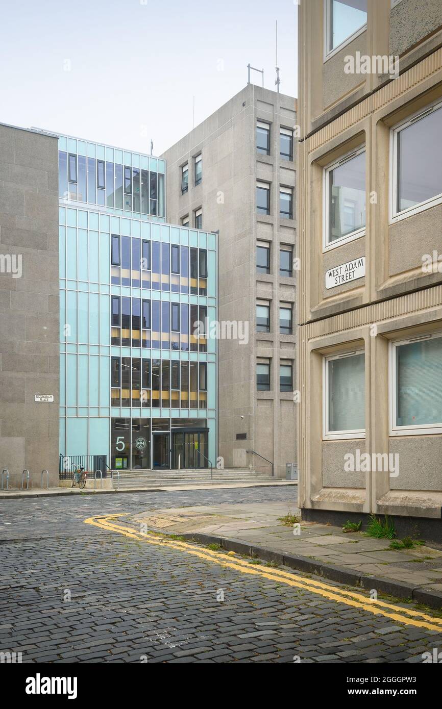 Edimburgo, Scozia, Regno Unito - Roxburgh Place Learning Hub, Edinburgh University by Reiach & Hall Foto Stock Edimburgo, Scozia, Regno Unito - Roxburgh Place Learning Hub, Edinburgh University by Reiach & Hall Foto Stock