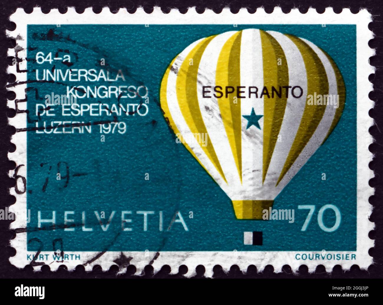 SVIZZERA - CIRCA 1979: Un francobollo stampato in Svizzera mostra Hot Air Balloon, World Esperanto Congres, Lucerna, circa 1979 Foto Stock
