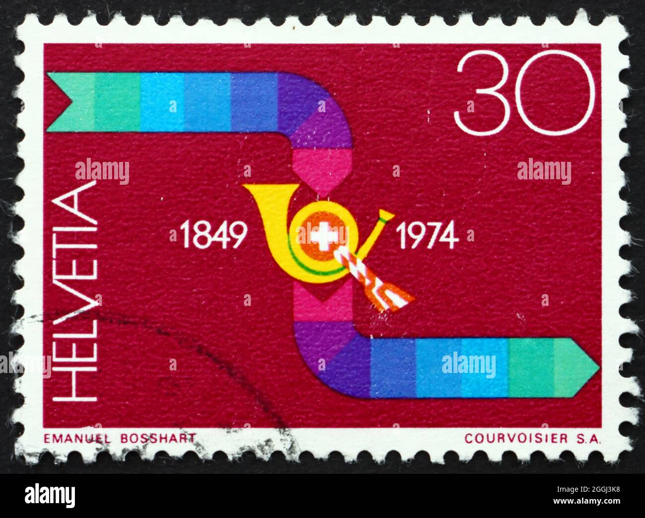 SVIZZERA - CIRCA 1974: Un francobollo stampato in Svizzera mostra nastri trasportatori, percorsi di trasporto e consegna della posta, circa 1974 Foto Stock