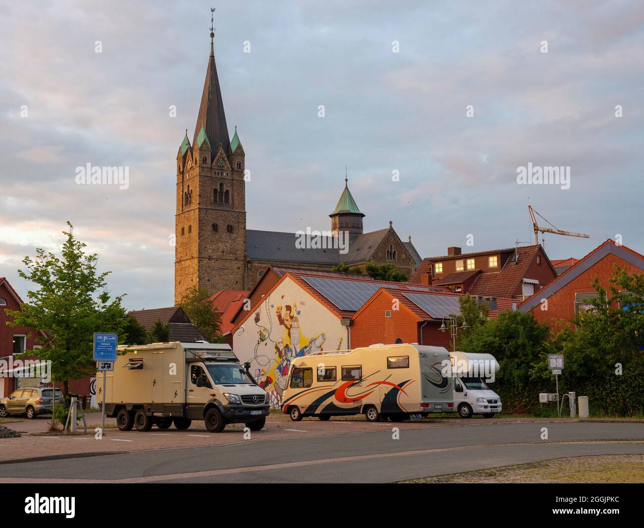 Ankum, parcheggio per camper, Ankumer Dom, Artland, Osnabrücker Land, Bassa Sassonia, Germania Foto Stock