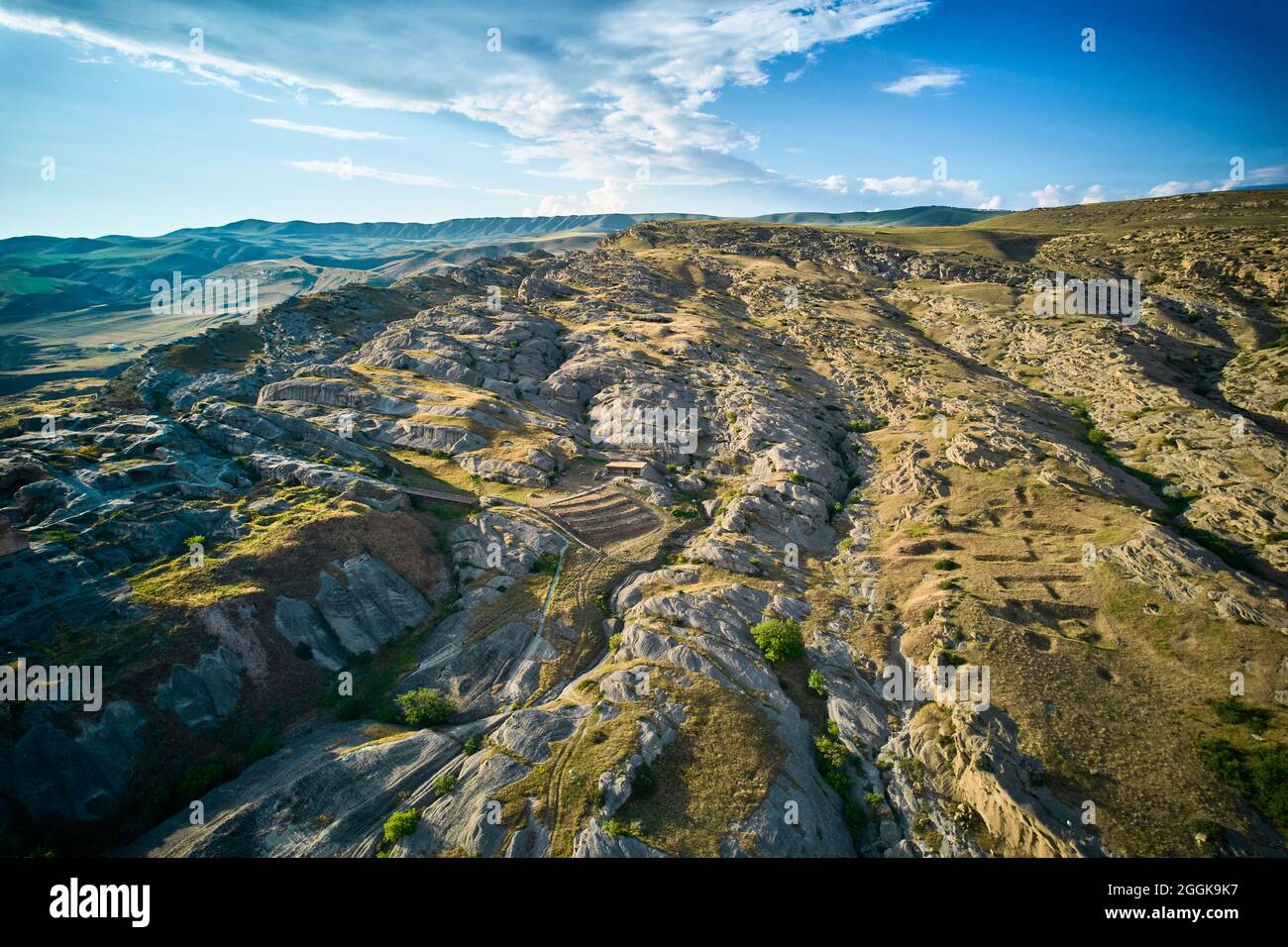 Montagne nell'ora d'oro Foto Stock