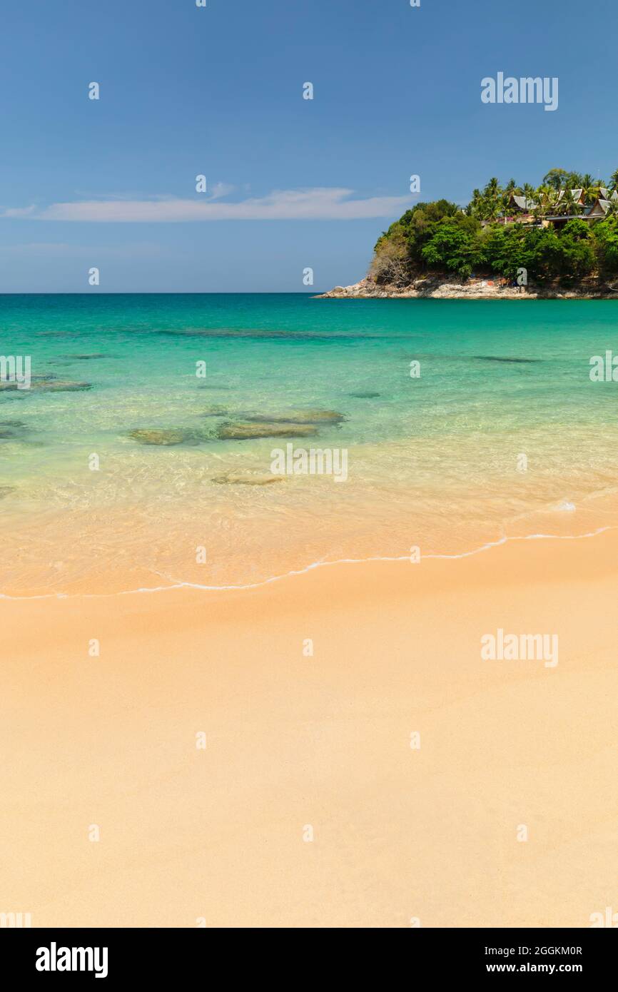 Laem Singh Beach, Phuket, Mare delle Andamene, Oceano Indiano, Thailandia, Asia Foto Stock