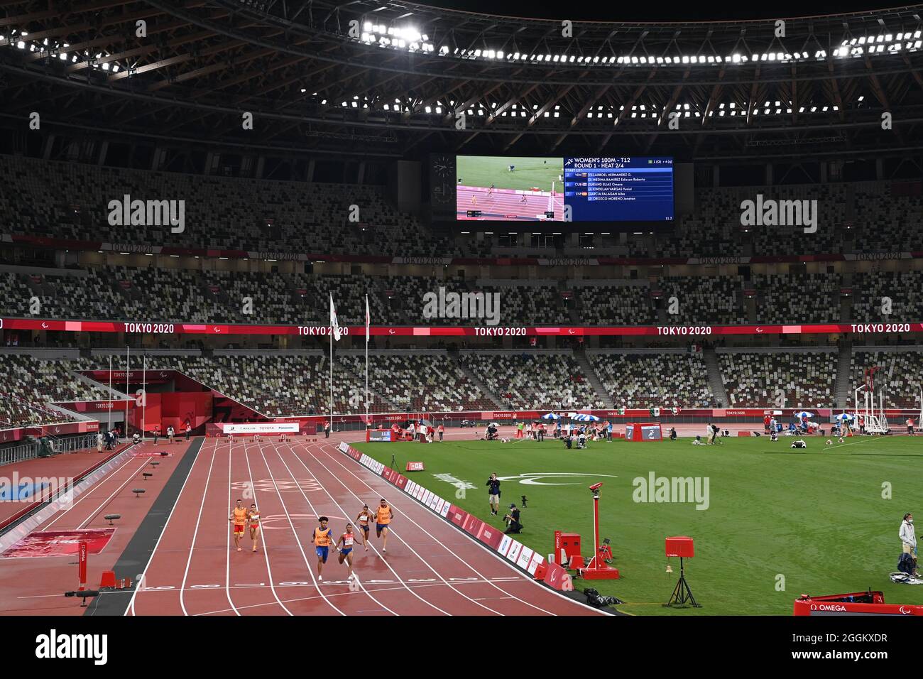 Tokyo, Giappone. Credito: MATSUO. 1 settembre 2021. General view Athletics : il calore di T11 di 100m della donna durante i Giochi Paralimpici di Tokyo 2020 allo Stadio Nazionale di Tokyo, Giappone. Credit: MATSUO .K/AFLO SPORT/Alamy Live News Foto Stock