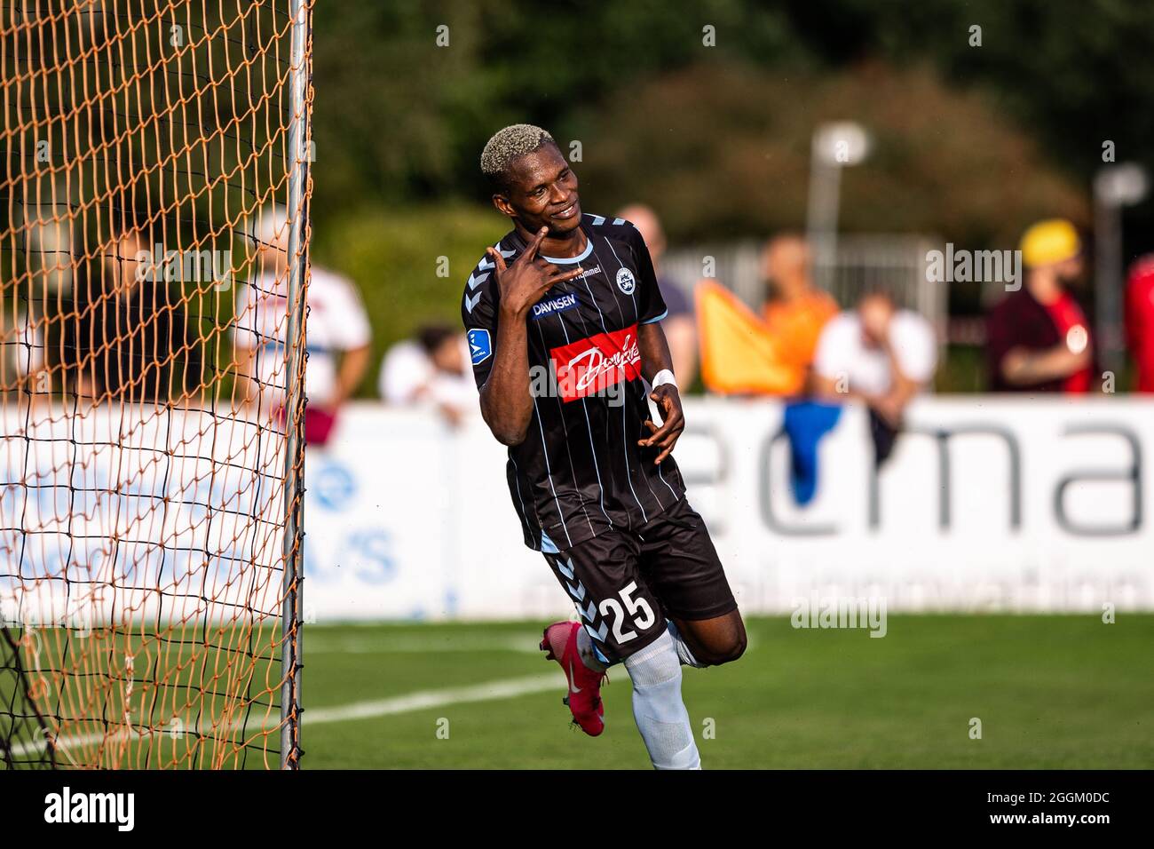 Hillerod, Danimarca. 1 settembre 2021. Abdulrahman Taiwo (25) di SonderjyskE segna e festeggia durante la partita della coppa Pokal Sydbank tra Hillerod e SoenderjyskE allo stadio Hillerod di Hillerod, Danimarca. (Photo Credit: Gonzales Photo/Alamy Live News Foto Stock