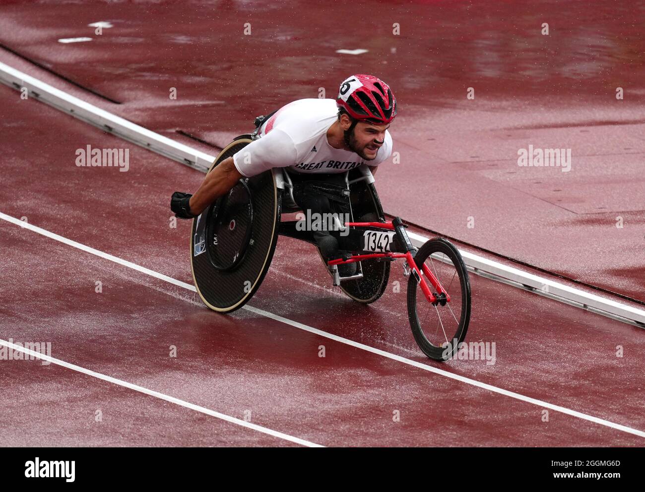 Daniel Sidbury della Gran Bretagna compete nel Men's 800m - T54 Round 1 - Heat allo Stadio Olimpico durante il giorno nove dei Giochi Paralimpici di Tokyo 2020 in Giappone. Data foto: Giovedì 2 settembre 2021. Foto Stock