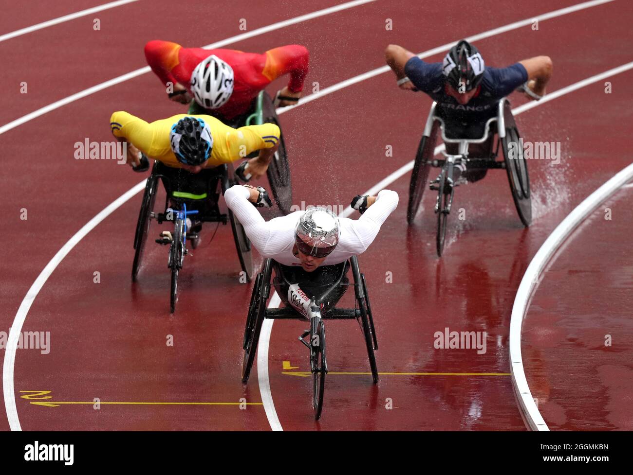 Marcel Hug in Svizzera si è aggiudicato il T54 Round 1 - Heat 2 al torneo olimpico del nove° giorno dei Giochi Paralimpici di Tokyo 2020 in Giappone. Data foto: Giovedì 2 settembre 2021. Foto Stock