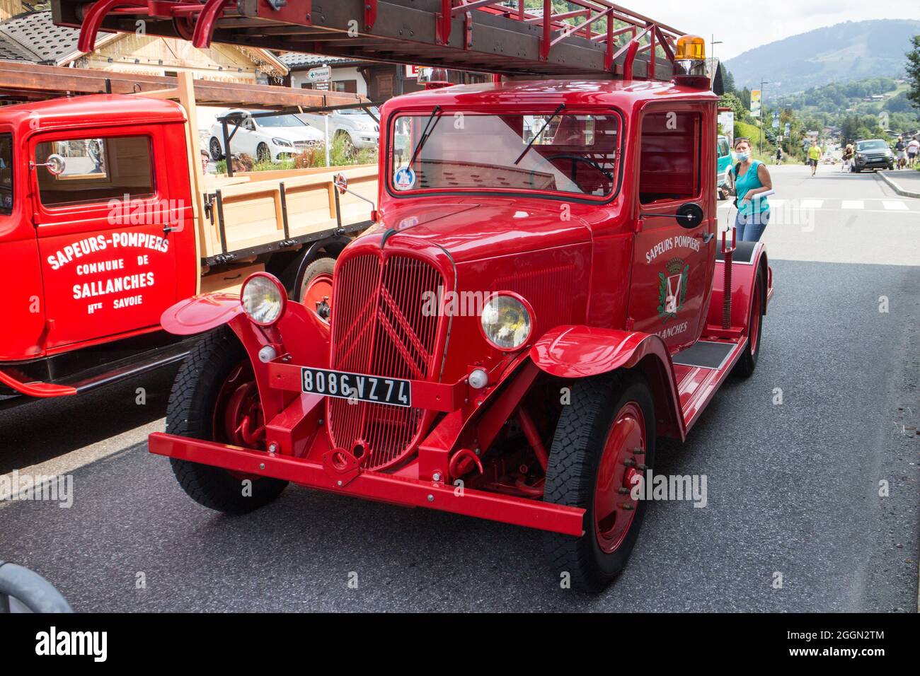 Auto d'epoca a PRAZ-SUR-ARLY : camion dei pompieri Citroen 23 Foto Stock