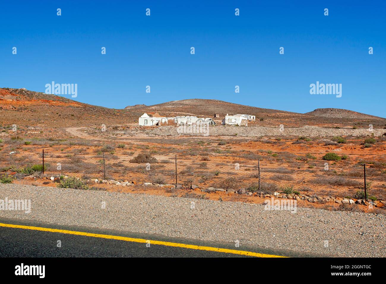 Abitazioni solitarie: Abitazioni agricole nel deserto Foto Stock