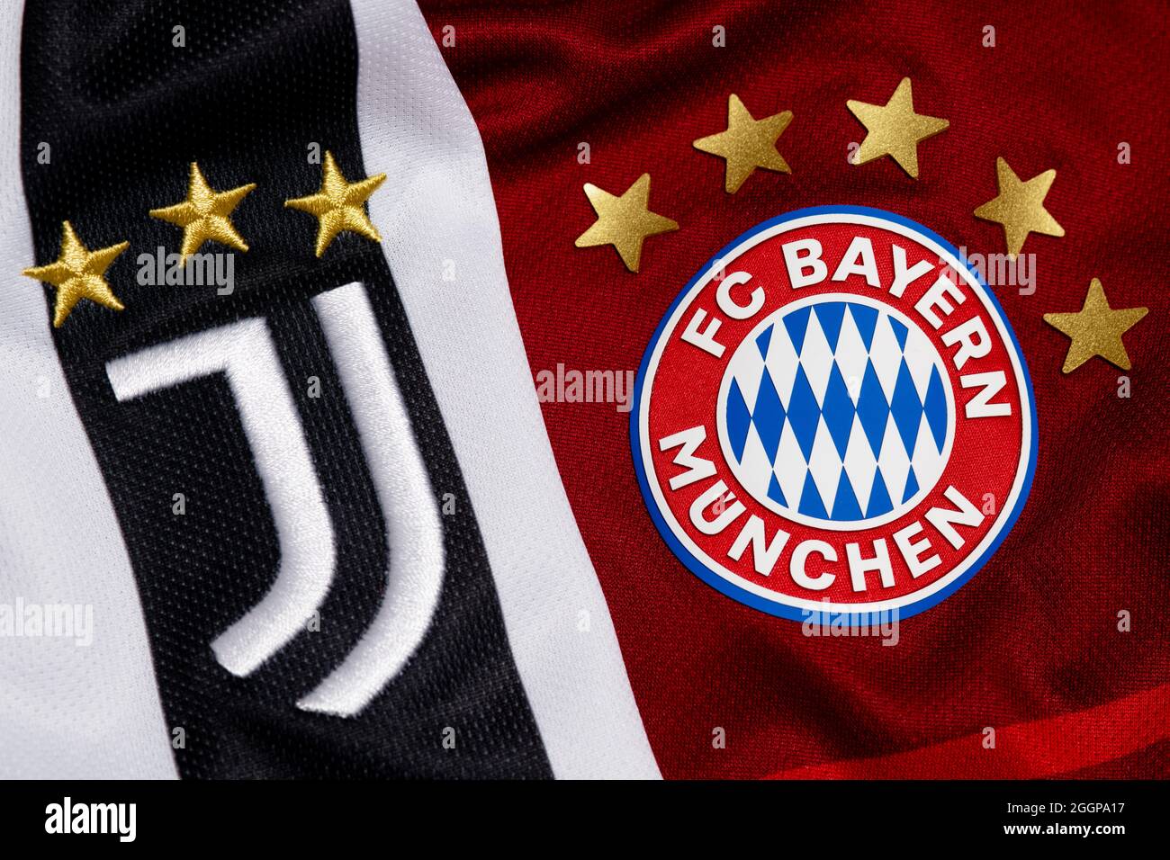 Primo piano di Juventus e Bayenr Munich club crest. Foto Stock