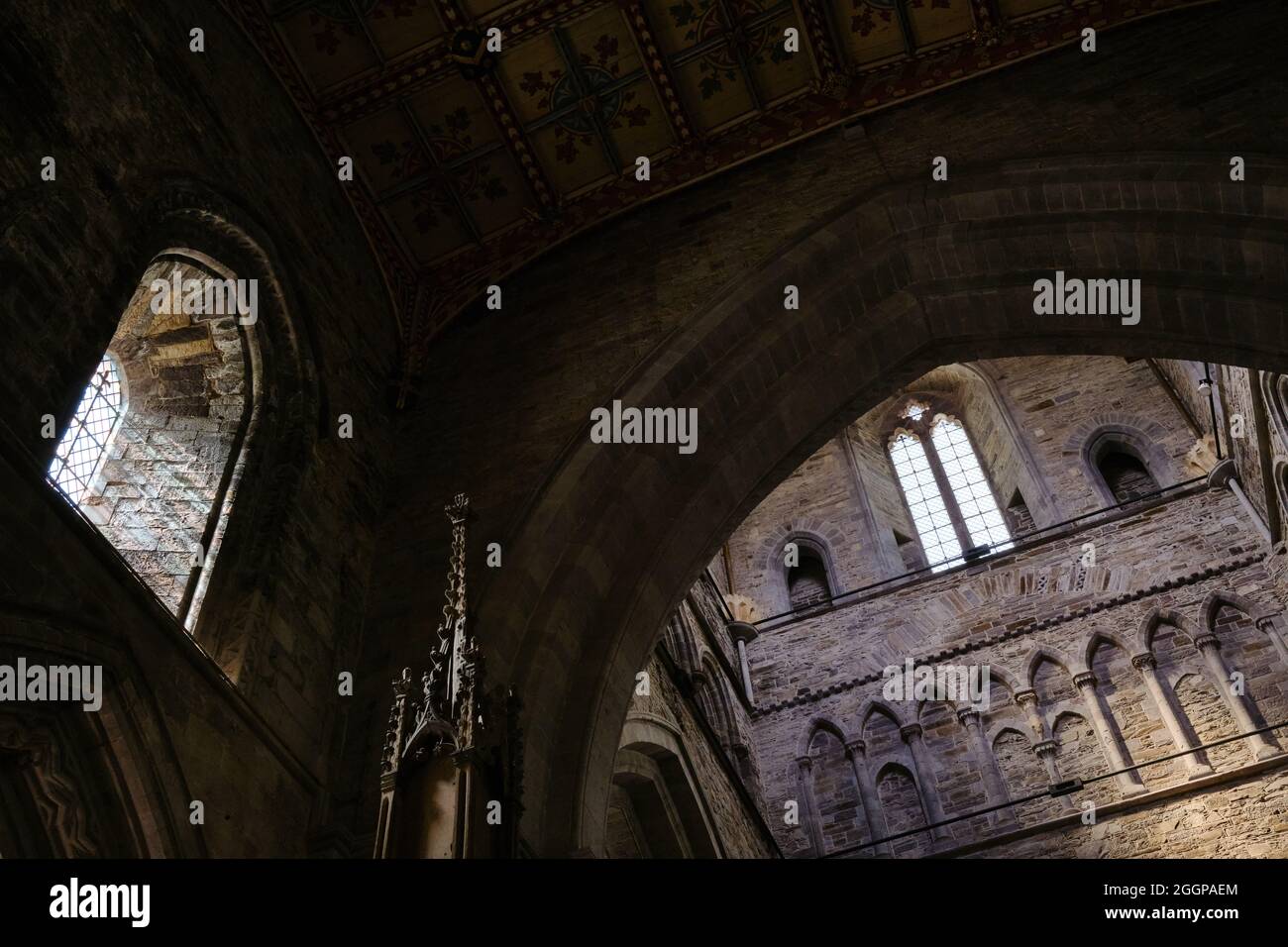 Interno della Cattedrale di San David a St. David's, Pembrokeshire, Galles. Foto Stock