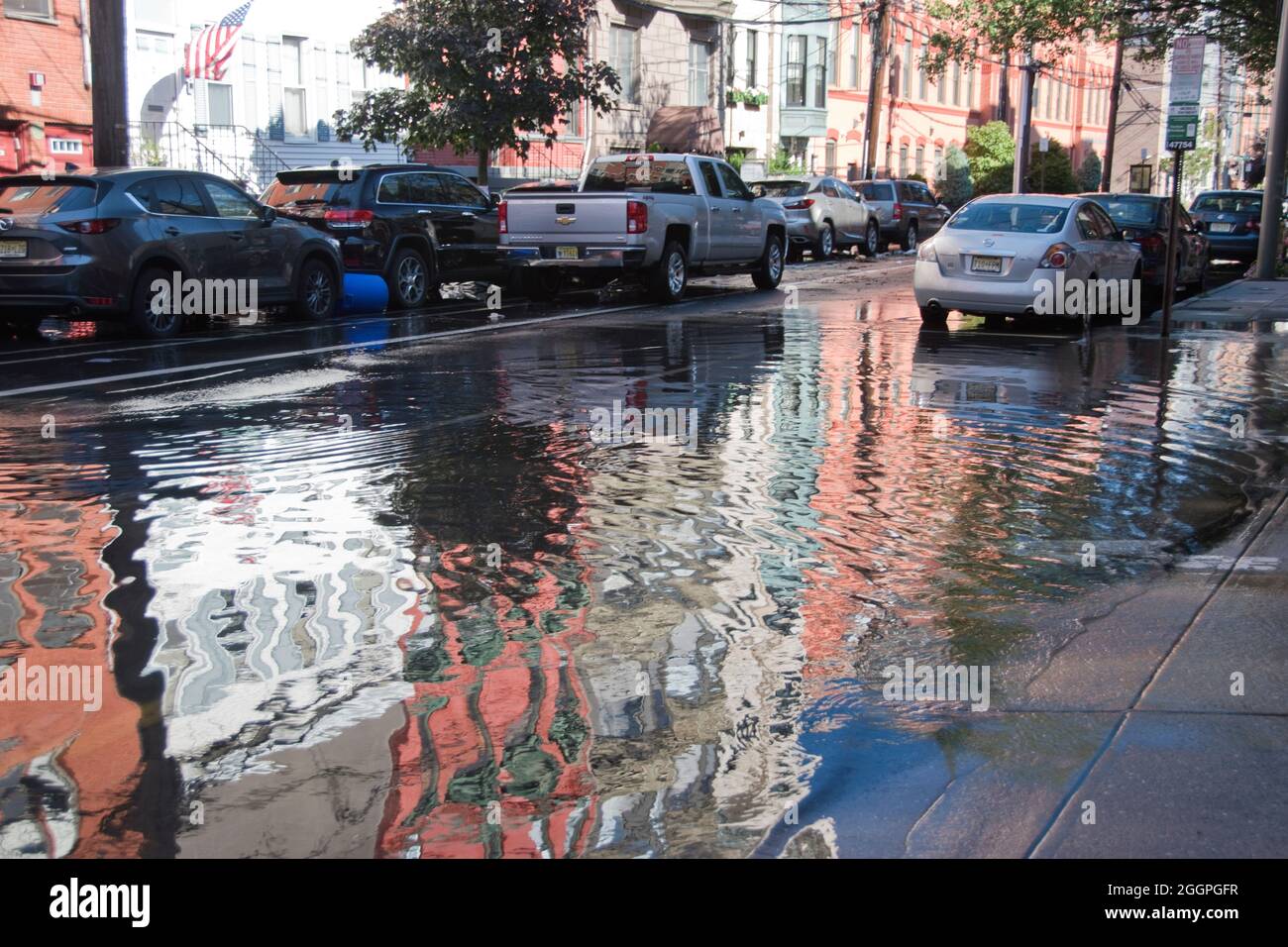 Alluvione di strada causata da uragano Ida pioggia a Hoboken, New Jersey, USA. Foto Stock