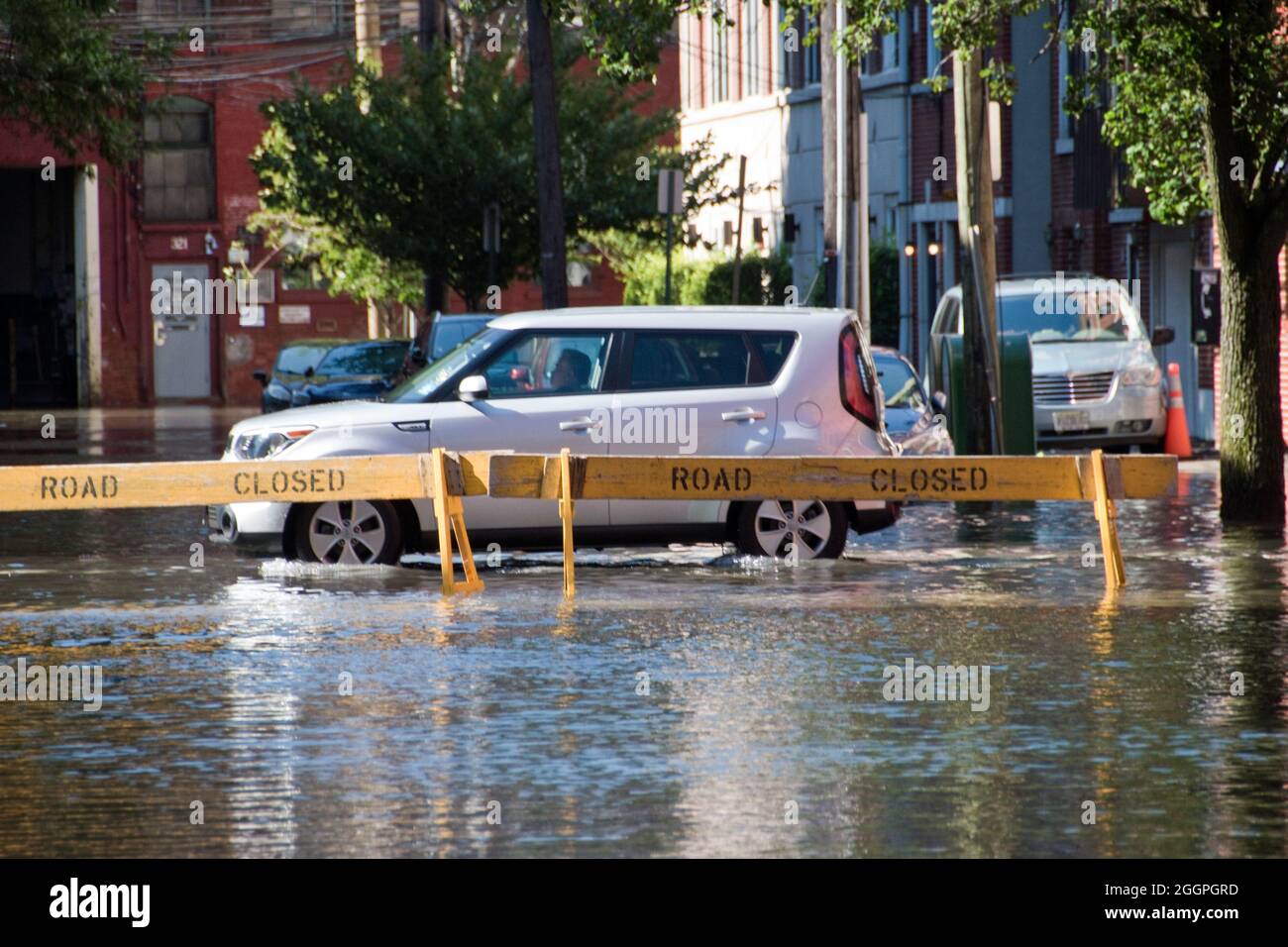 Alluvione di strada causata da uragano Ida pioggia a Hoboken, New Jersey, USA. Foto Stock