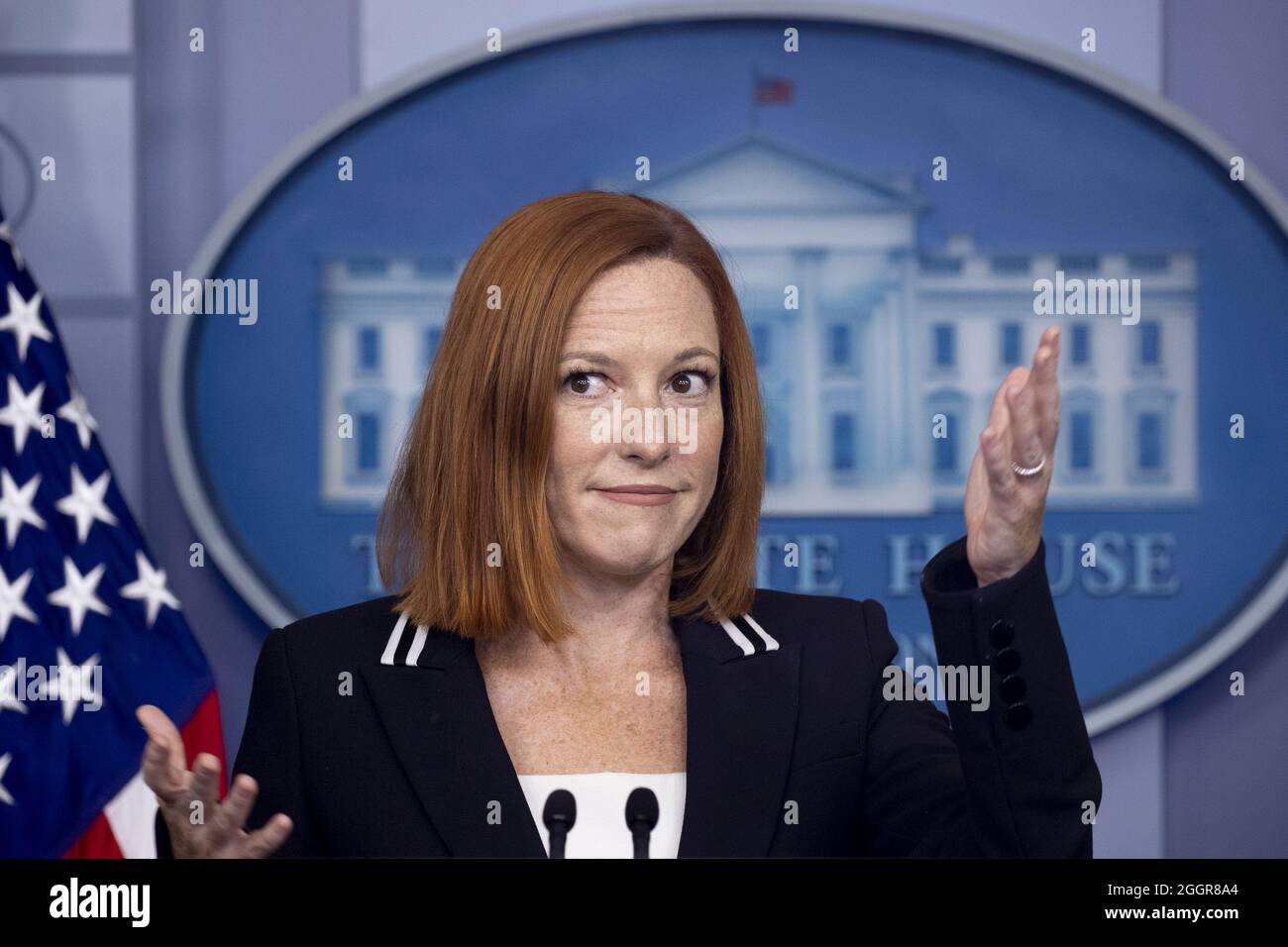 Washington, Stati Uniti. 2 settembre 2021. Il segretario alla stampa della Casa Bianca Jen Psaki partecipa a un briefing di notizie durante il quale sono stati discussi una varietà di argomenti che vanno dalla risposta dell'amministrazione Biden all'uragano Ida, Il ritiro dall'Afghanistan e le misure di protezione contro la cibersicurezza in vista dell'imminente fine settimana di festa del Labor Day nella Sala Stampa Briefing di James Brady della Casa Bianca a Washington, DC giovedì 2 settembre 2021. Foto di Michael Reynolds/UPI Credit: UPI/Alamy Live News Foto Stock