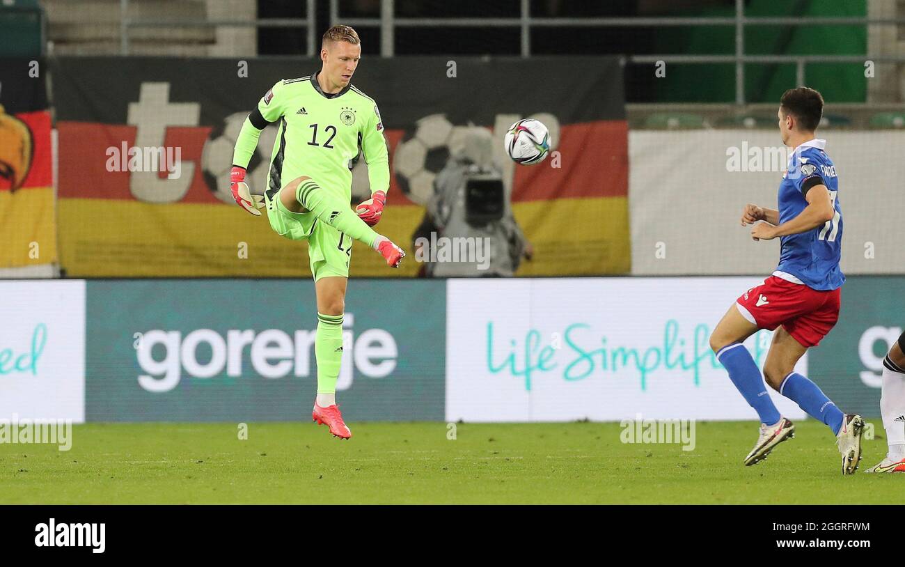 Primo: Fuvuball: Calcio: 02.09.2021 LV pxnderspiel, nazionale qualificazione Coppa del mondo Liechtenstein - Germania Bernd Leno Foto Stock