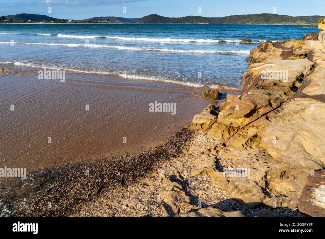 Onde, rocce, cielo e oceano, Central Coast, NSW Australia Foto Stock