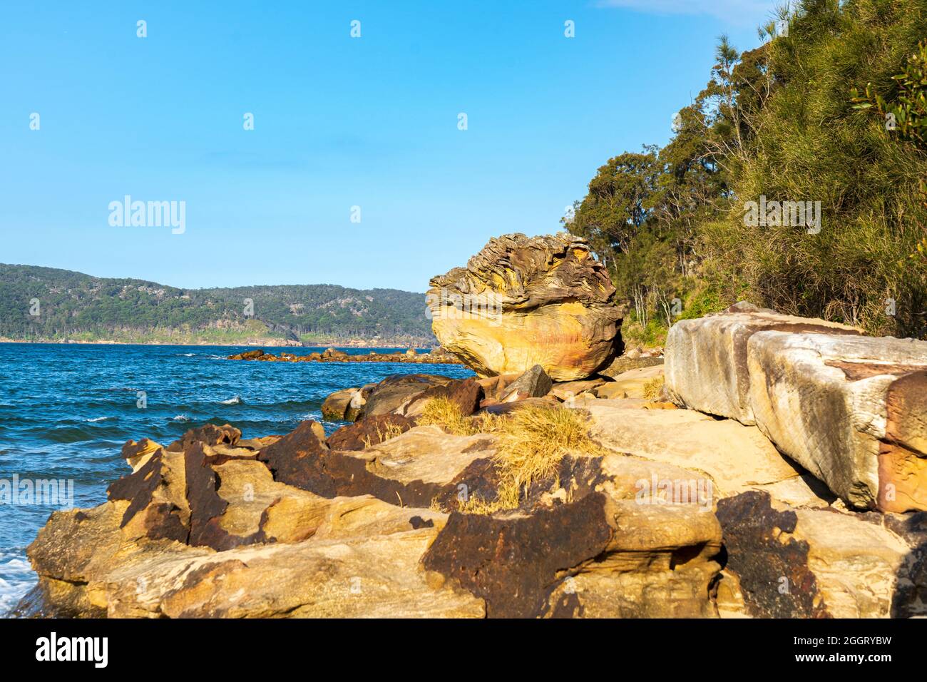 Onde, rocce, cielo e oceano, Central Coast, NSW Australia Foto Stock