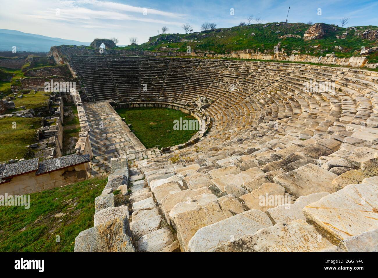 Resti di teatro romano in antico insediamento di Afrodisia, Turchia Foto Stock