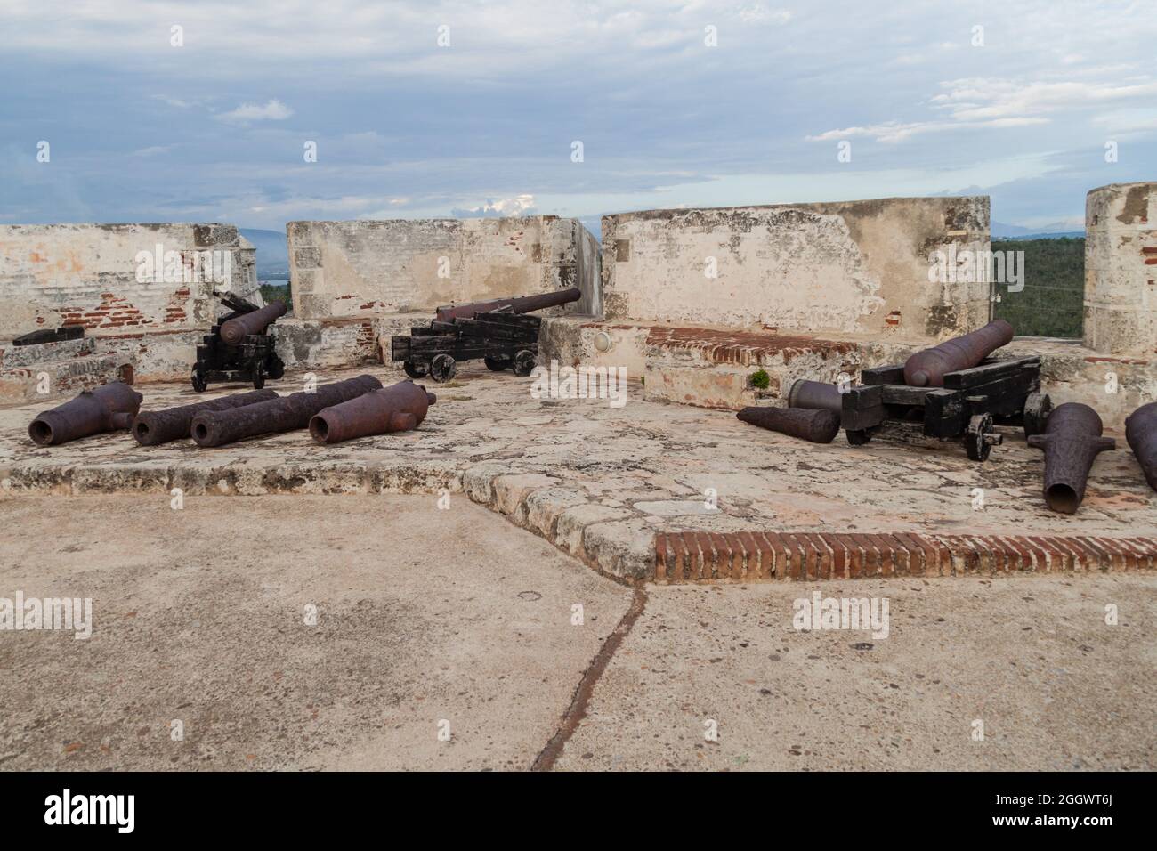 Cannoni al Castello di San Pedro de la Roca del Morro, Santiago de Cuba, Cuba Foto Stock