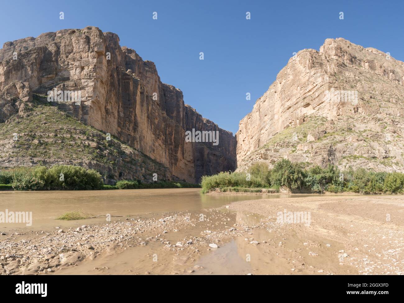 Rio Grande a Santa Elena Canyon, Big Bend National Park, confine tra Texas e Messico Foto Stock