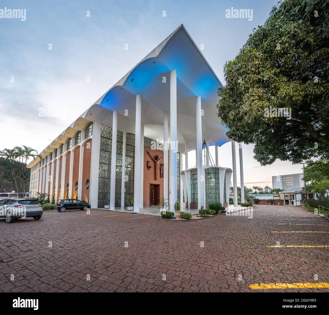 Cattedrale di San Paolo Apostolo (Catedral São Paulo Apóstolo) - Blumenau, Santa Catarina, Brasile Foto Stock