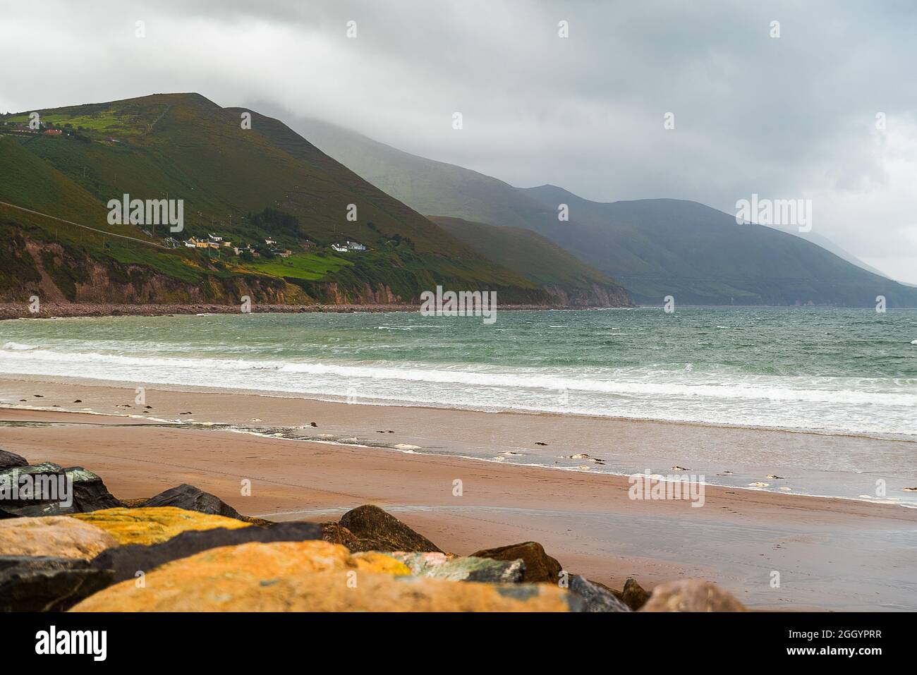 Spiaggia di Rossbeigh in Irlanda in estate Foto Stock