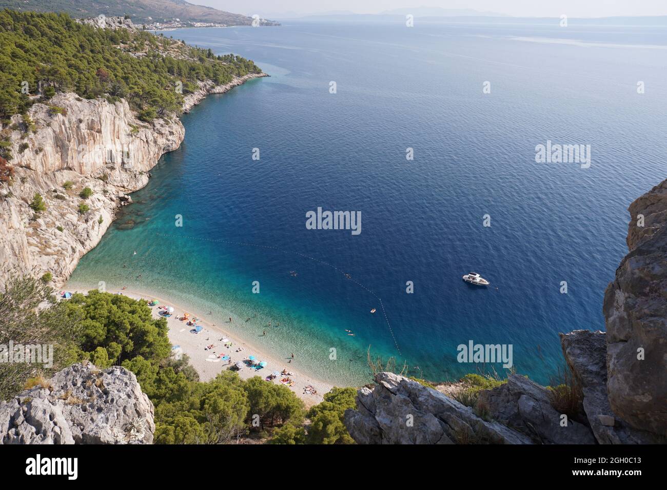 Vista spettacolare sulla spiaggia di Nugal a Makarska, Croazia 2020 Foto Stock