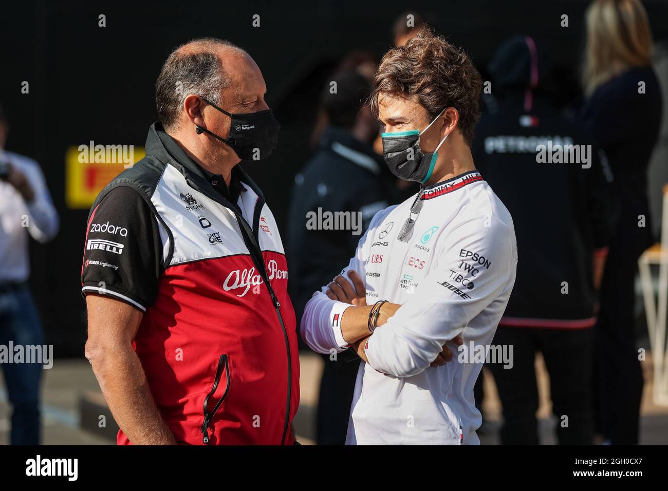 DE VRIES Nyck (ned), pilota di riserva della Mercedes AMG F1 GP, VASSEUR Frederic (fra), Team Principal dell'Alfa Romeo Racing ORLEN, ritratto durante il Gran Premio olandese di Formula 1 Heineken 2021, 13° round del Campionato del mondo FIA Formula uno 2021 dal 3 al 5 settembre, 2021 sul circuito Zandvoort, a Zandvoort, Paesi Bassi Foto Stock