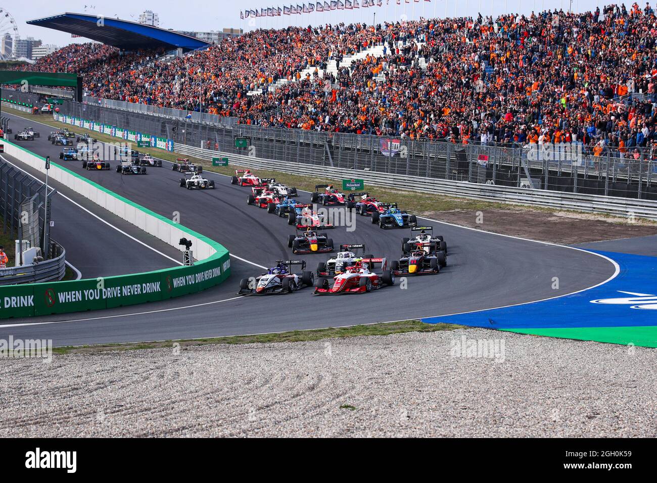Zandvoort, Paesi Bassi. 4 settembre 2021. ZANDVOORT, PAESI BASSI - 4 SETTEMBRE: Inizio durante la gara di Formula 3 sul circuito di Zandvoort il 4 settembre 2021 a Zandvoort, Paesi Bassi. (Foto di Marcel ter Bals/Orange Pictures) Credit: Orange Pics BV/Alamy Live News Foto Stock