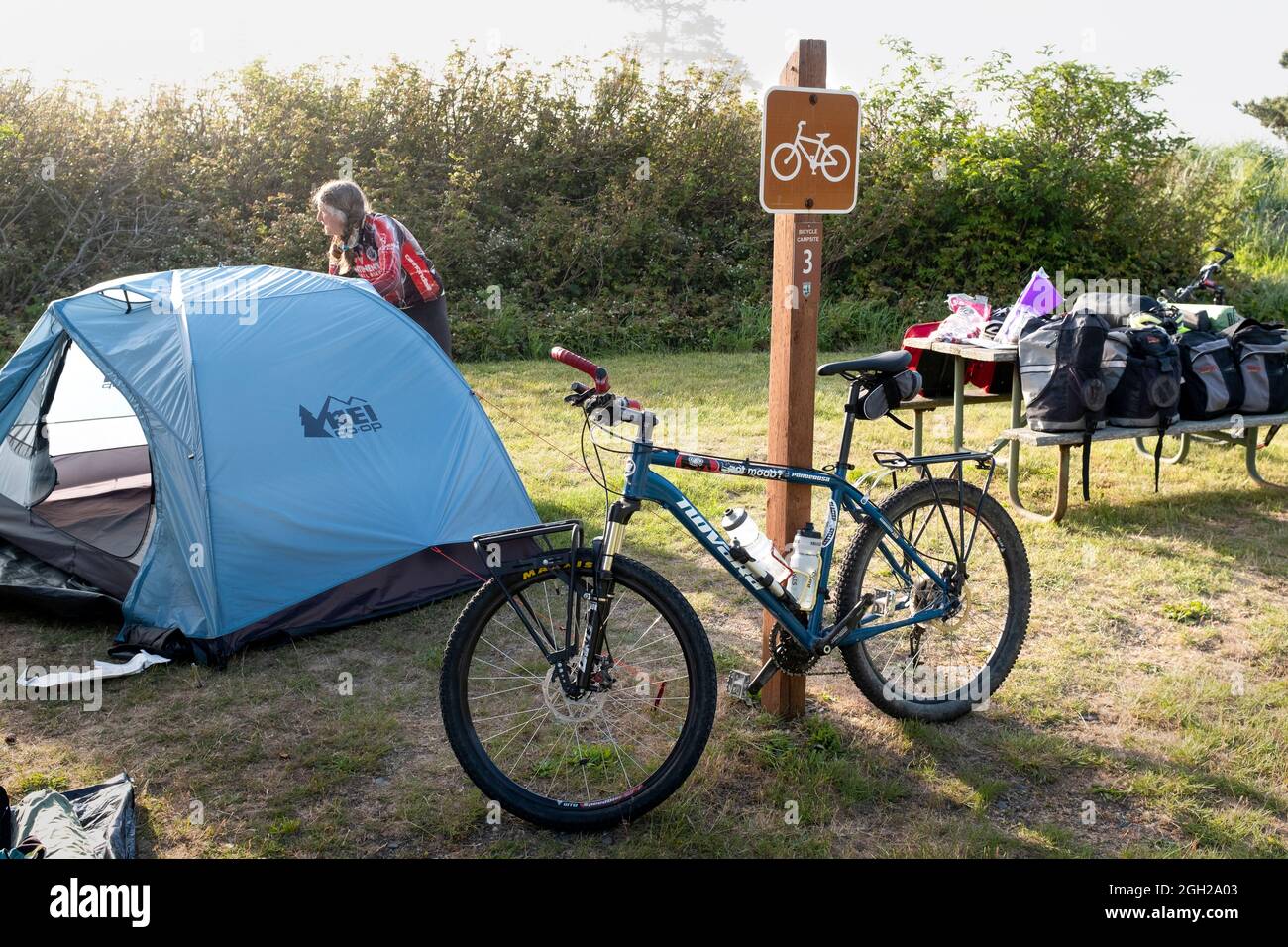 WA20267-00.. WASHINGTON - Campeggio Hiker Biker presso il Fort Worden state Park. Foto Stock