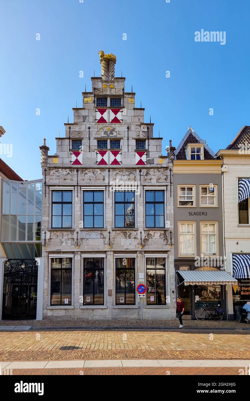 Dordrecht Paesi Bassi Settembre 2021, canali di Dordrecht nei Paesi Bassi durante l'estate. Foto di alta qualità Foto Stock