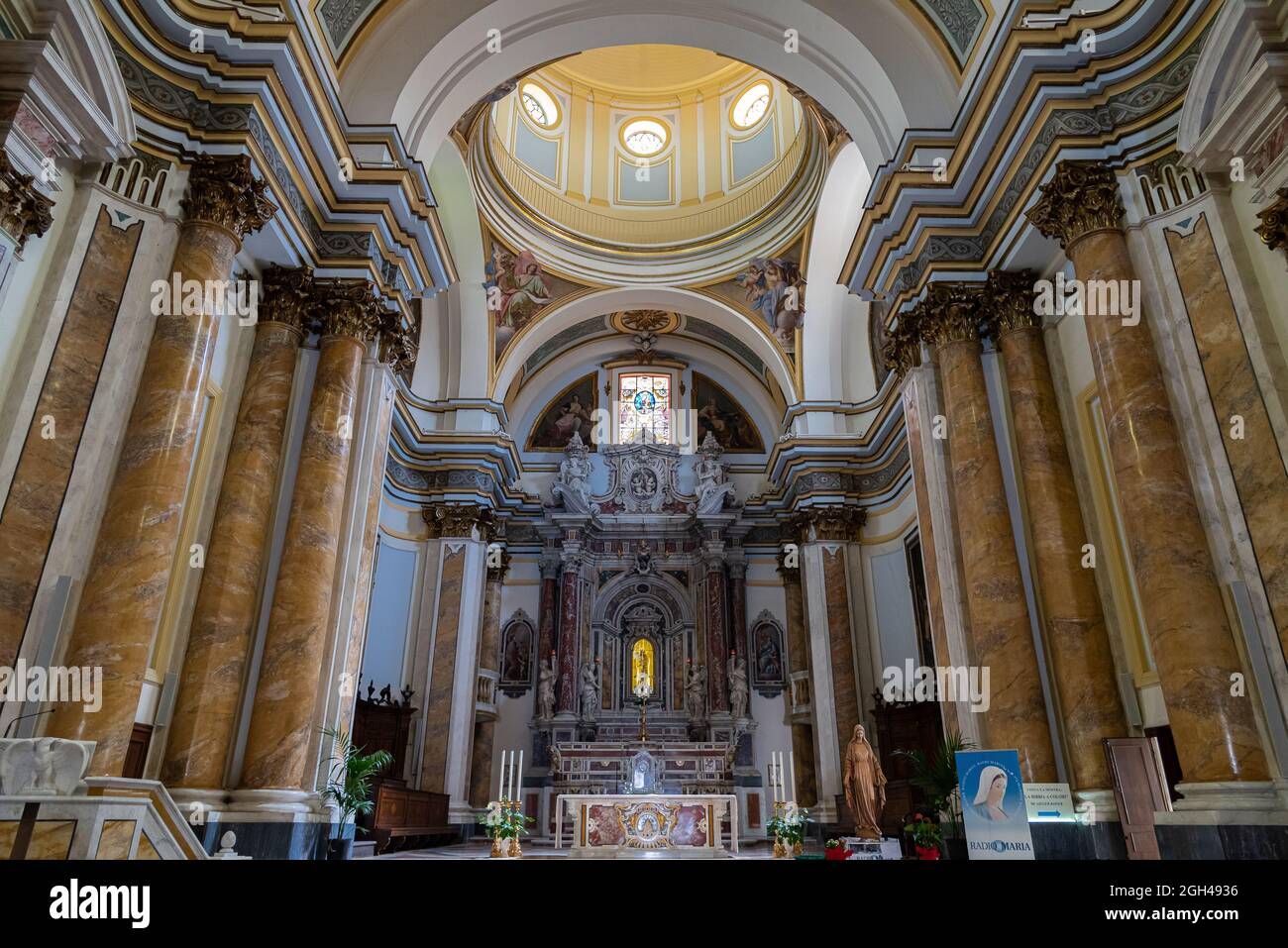 La Cattedrale della Madonna del Ponte, o Santa Maria del Ponte, è il luogo di culto principale a Lanciano, in provincia di Chieti, la cattedrale o Foto Stock