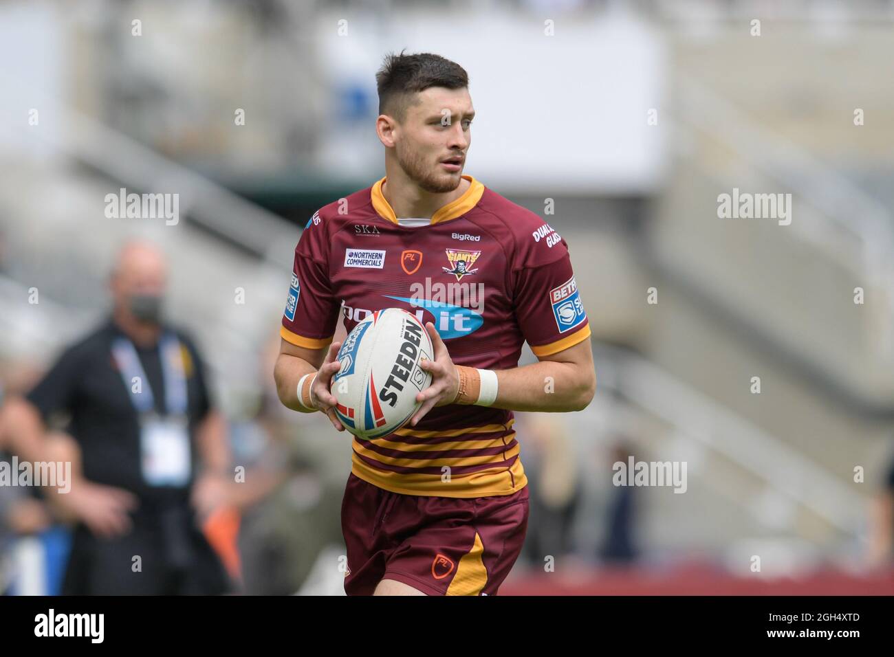 Sam Wood (27) di Huddersfield Giants in azione Foto Stock