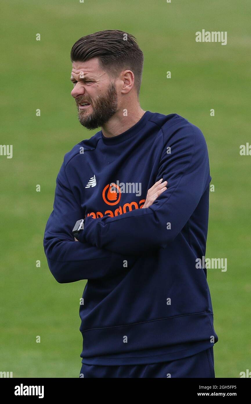 Michael Nelson, Blyth Spartans Manager, ha visto durante la partita della Vanarama National League North tra Blyth Spartans AFC e Brackley Town a Croft Park, Blyth sabato 4 settembre 2021. (Credit: Will Matthews | MI News) Credit: MI News & Sport /Alamy Live News Foto Stock