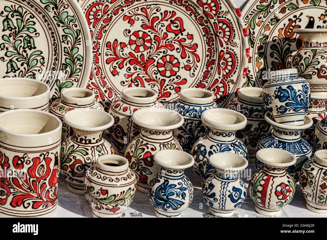 Sibiu City, Romania - 05 settembre 2021. Tradizionale mercato rumeno della ceramica artigianale alla fiera vasai di Sibiu, Romania Foto Stock