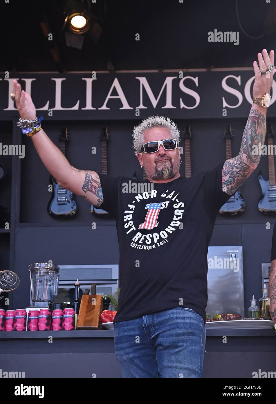 Guy Fieri è stato visto nella fase culinaria di William Sonoma durante il giorno 2 del festival della Napa Valley di BottleRock 2021 il 4 settembre 2021 a Napa, California. Foto: Casey Flanigan/imageSPACE Foto Stock
