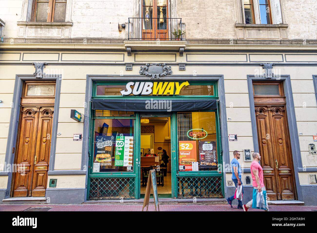 Buenos Aires Argentina, San Telmo, Subway paninoteca all'esterno Foto Stock
