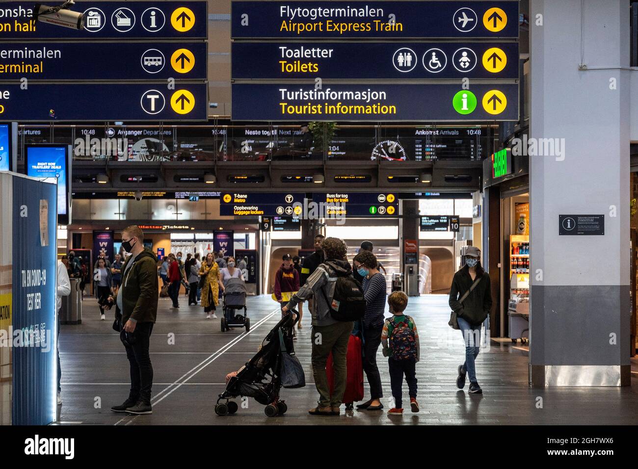 Stazione centrale di Oslo, Oslo, Norvegia, Europa Foto Stock