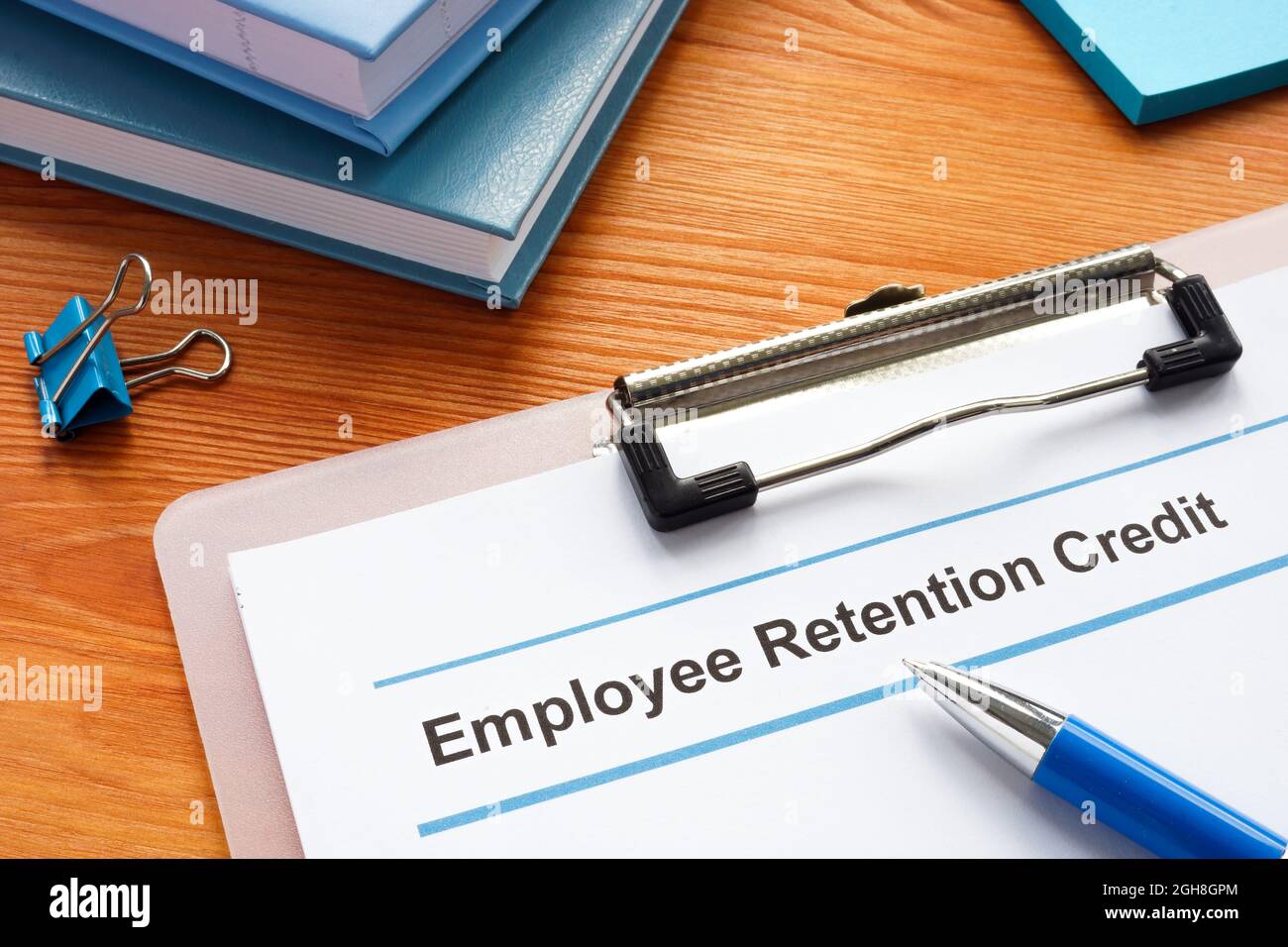 Applicazione di credito di conservazione dei dipendenti e una clipboard. Foto Stock